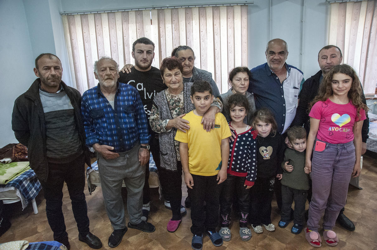 Berge Arabian Karabağ'dan Ermenistan'a göçen Ermenilerle